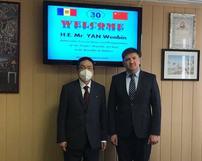 E.S. YAN Wenbin, Ambasador Extraordinar și Plenipotențiar al Republicii Populare Chineze în RM, în vizită de curtoazie la ULIM